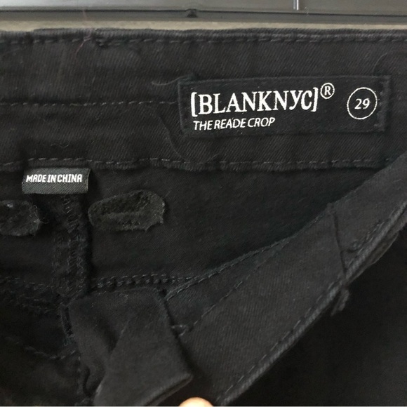 BLANK NYC Women’s Black Cotton Denim Cropped Cargo Pants Zipped Hems Size 29 - Picture 8 of 10